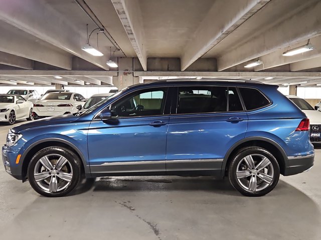 Used 2020 Volkswagen Tiguan SEL w/ Tiguan Three-Row MDO Package FWD image 9