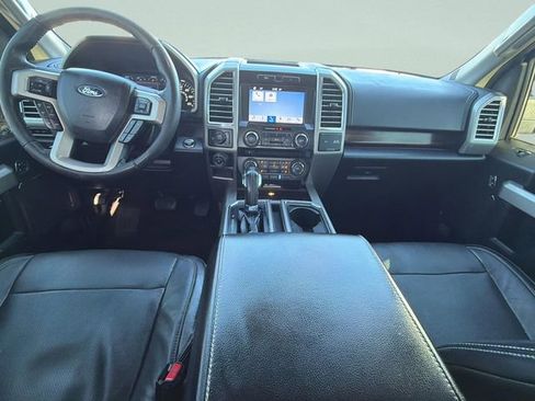 Used 2016 Ford F150 Lariat image 18