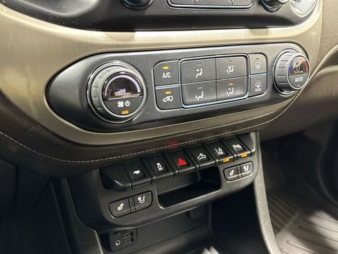 Certified 2022 GMC Canyon Denali AWD/4WD image 17