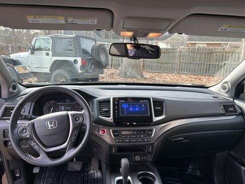 Used 2016 Honda Pilot EX-L image 22