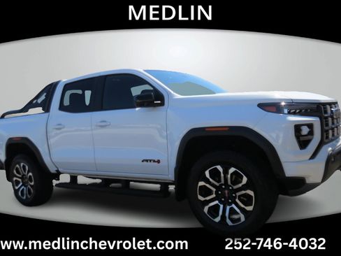 Used 2025 GMC Canyon AT4 w/ Nightfall Edition AWD/4WD image 1