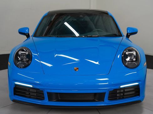 Used 2023 Porsche 911 Carrera w/ Sport Chrono Package image 10
