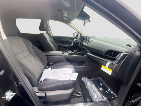 New 2026 Nissan Rogue SV image 29