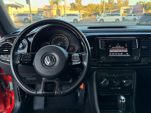 Used 2019 Volkswagen Beetle 2.0T S image 20