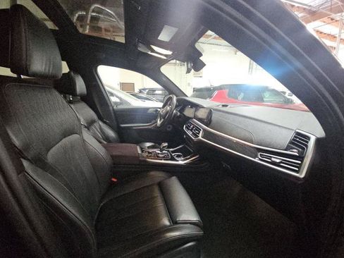 Used 2019 BMW X7 xDrive50i w/ M Sport Package AWD/4WD image 11