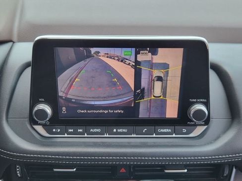 Used 2021 Nissan Rogue SL FWD image 14