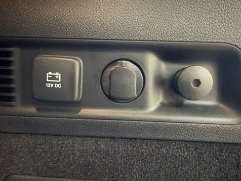 Used 2022 Jeep Grand Wagoneer Series III AWD/4WD image 16