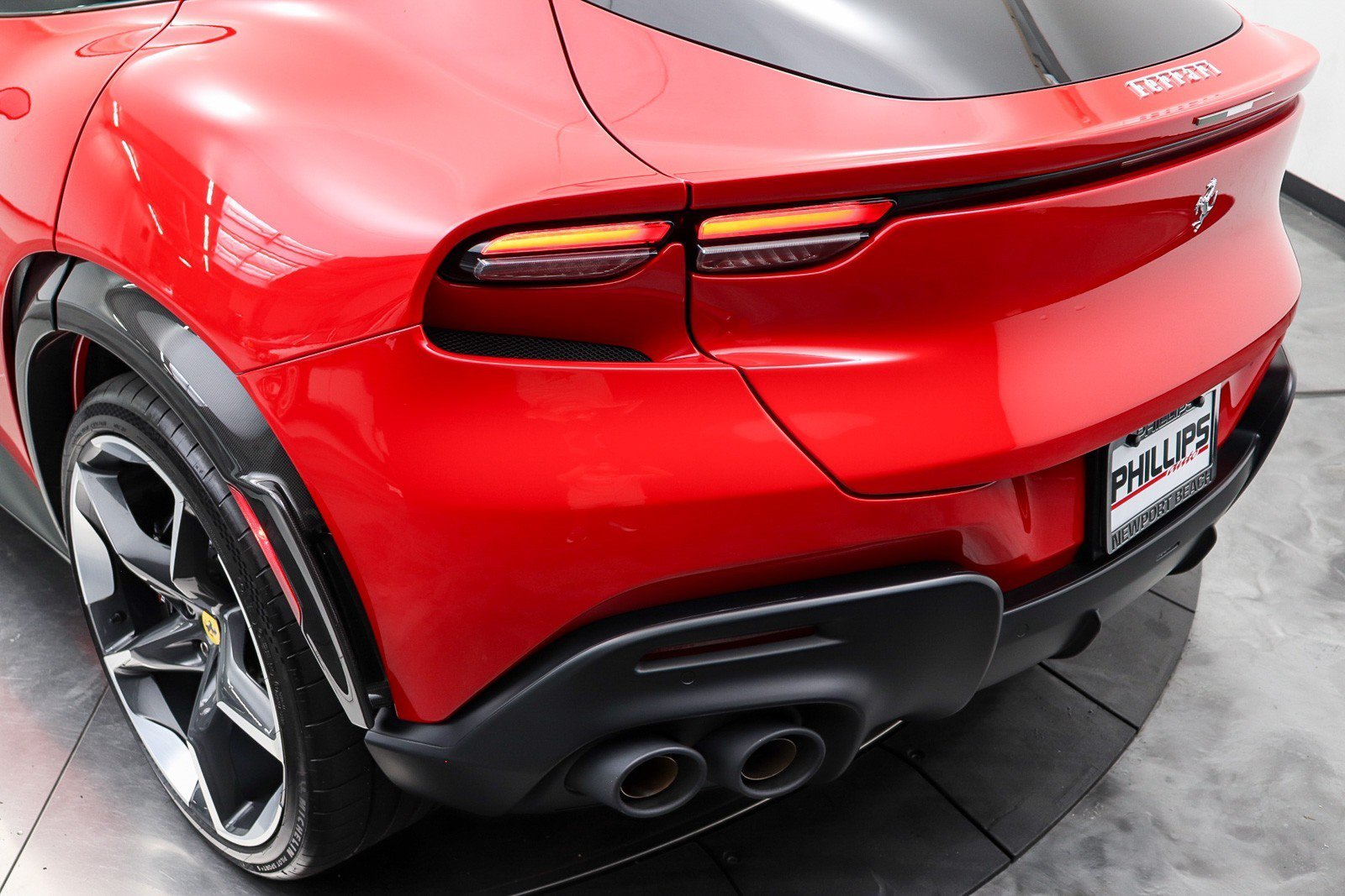 Used 2024 Ferrari Purosangue AWD/4WD image 11