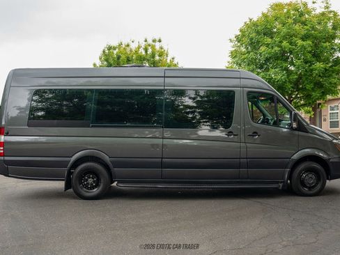 Used 2017 Mercedes-Benz Sprinter 3500 image 9