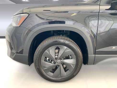 New 2026 Volkswagen Taos S image 12