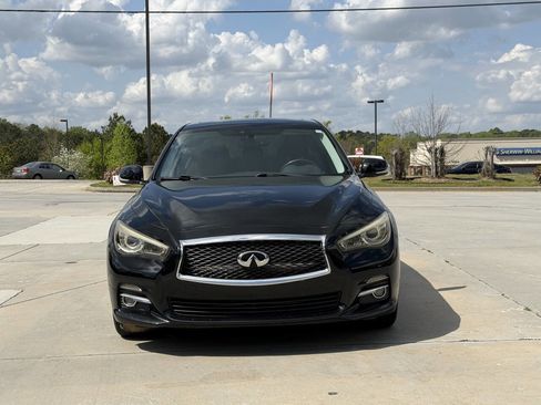 Used 2017 INFINITI Q50 Signature Edition w/ All Weather Package (L93) image 2