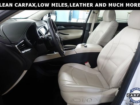 Used 2023 Buick Enclave Essence image 10