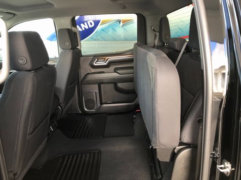 Certified 2024 Chevrolet Silverado 1500 LT image 11