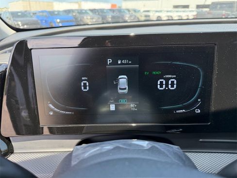 New 2025 Kia Sportage LX image 24