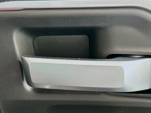 Used 2024 RAM 2500 Big Horn w/ Bed Utility Group image 29