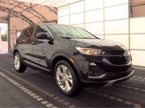 Used 2023 Buick Encore GX Preferred w/ Cold Weather Comfort Package FWD image 4