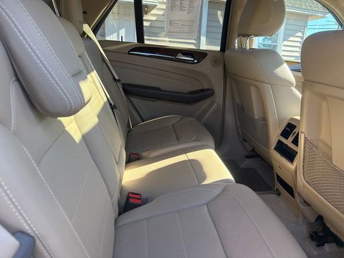 Used 2013 Mercedes-Benz ML 350 2WD image 17