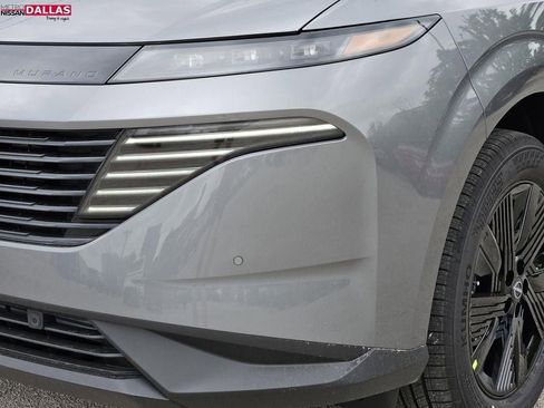 New 2025 Nissan Murano SV image 5