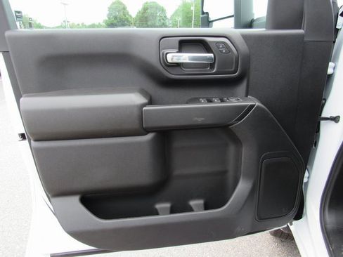 New 2025 GMC Sierra 3500 Pro w/ Convenience Package image 11