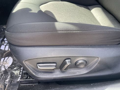 Used 2024 Toyota Camry LE image 5