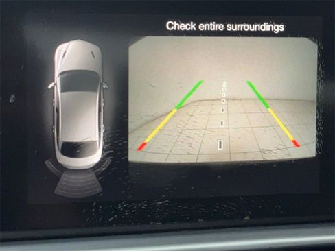 Used 2019 Alfa Romeo Giulia image 25