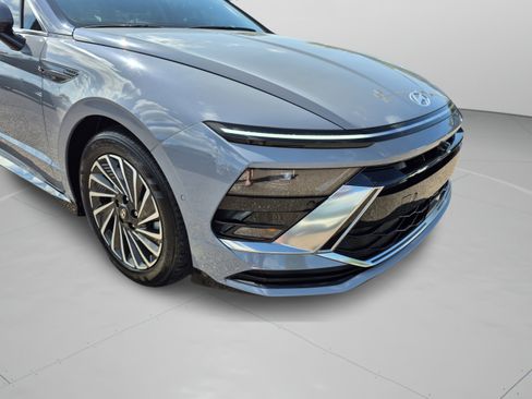 Certified 2024 Hyundai Sonata Limited FWD image 36