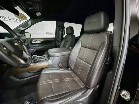 Used 2023 Chevrolet Silverado 1500 High Country AWD/4WD image 23