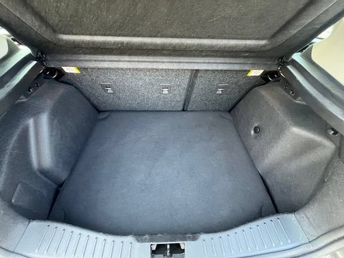 Used 2017 Ford Focus SE FWD image 29