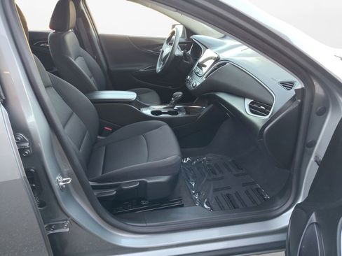 Used 2024 Chevrolet Malibu LT image 23