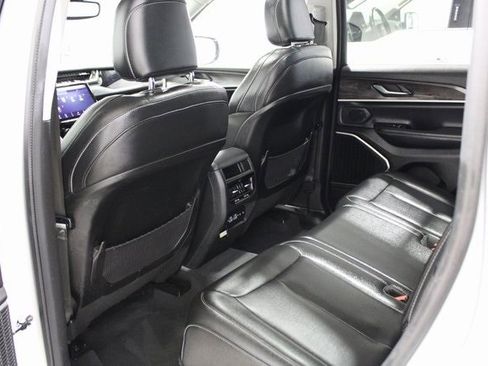 Used 2023 Jeep Grand Cherokee 4WD 4xe image 20