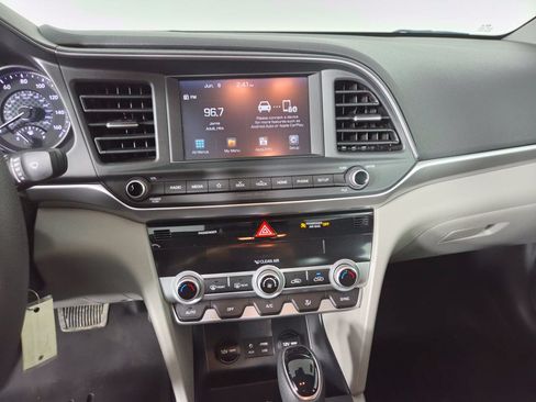 Used 2020 Hyundai Elantra SEL w/ Cargo Package (C1) FWD image 22