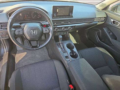 Used 2023 Honda Civic EX image 6