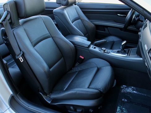 Used 2013 BMW 335is Convertible image 22