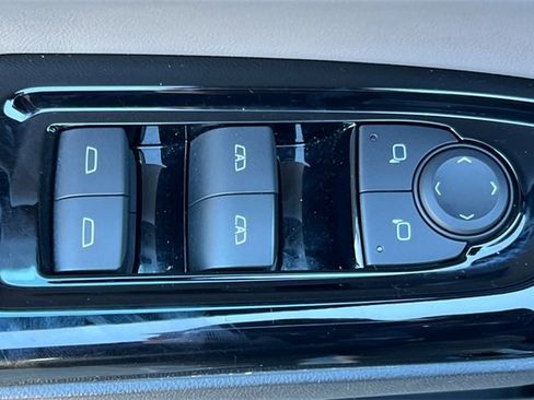 Used 2024 Honda Prologue Touring image 12