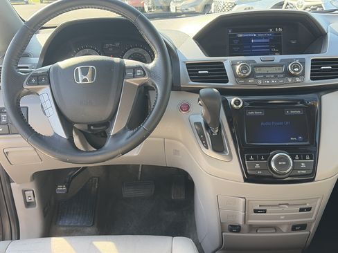 Used 2016 Honda Odyssey EX-L image 24