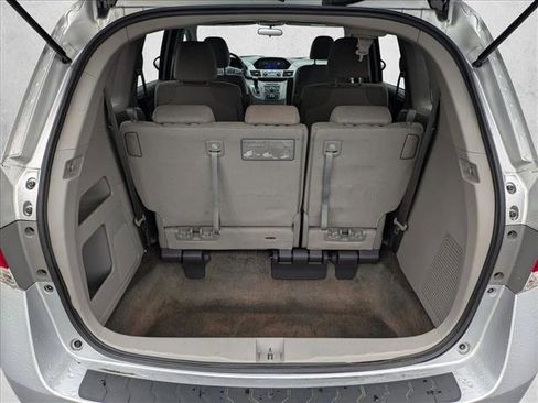 Used 2015 Honda Odyssey LX image 6