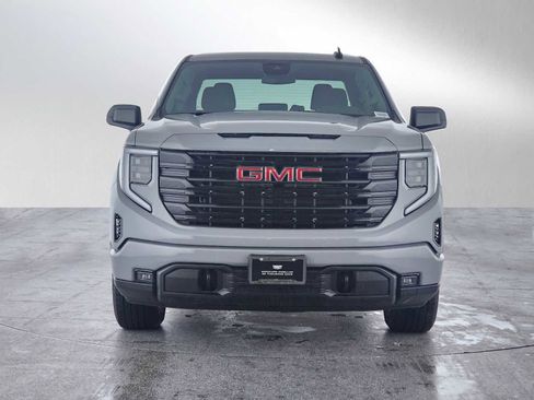 Used 2024 GMC Sierra 1500 Elevation image 8