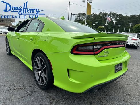 Used 2023 Dodge Charger R/T w/ Plus Group RWD image 3