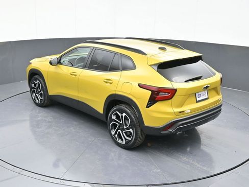 Used 2024 Chevrolet Trax RS w/ Driver Confidence Package image 51