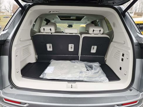 New 2026 Buick Enclave Avenir w/ Super Cruise Package image 15