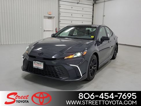 New 2026 Toyota Camry SE image 1