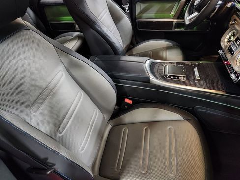 Used 2025 Mercedes-Benz G 580 w/ EQ Technology image 32