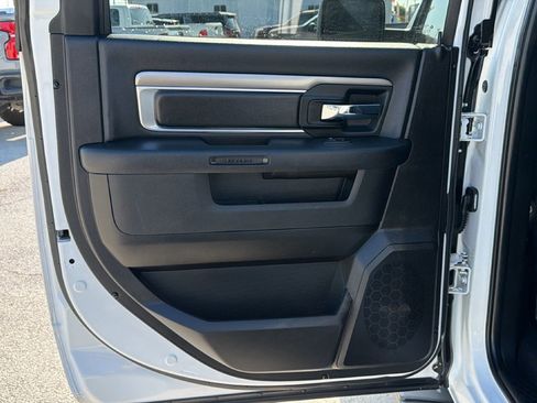 Used 2024 RAM 1500 Warlock RWD image 22