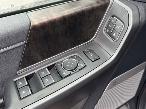 New 2026 Ford F250 Lariat w/ FX4 Off-Road Package image 19