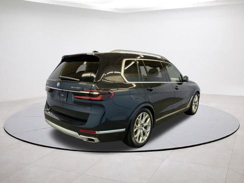 Used 2023 BMW X7 xDrive40i w/ Parking Assistance Package image 6