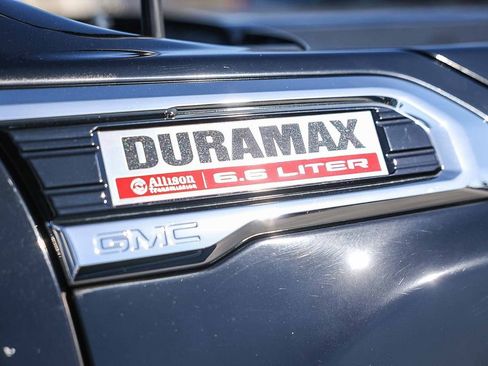 Used 2022 GMC Sierra 3500 Denali w/ Denali Ultimate Package image 15