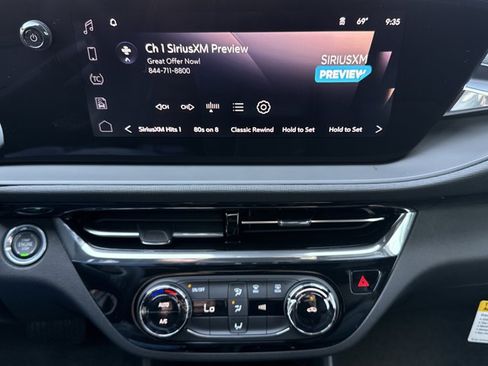 New 2026 Buick Envista Sport Touring w/ Convenience II Package FWD image 16