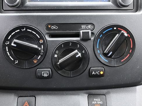 Used 2017 Chevrolet City Express LT w/ Technology Package FWD image 27