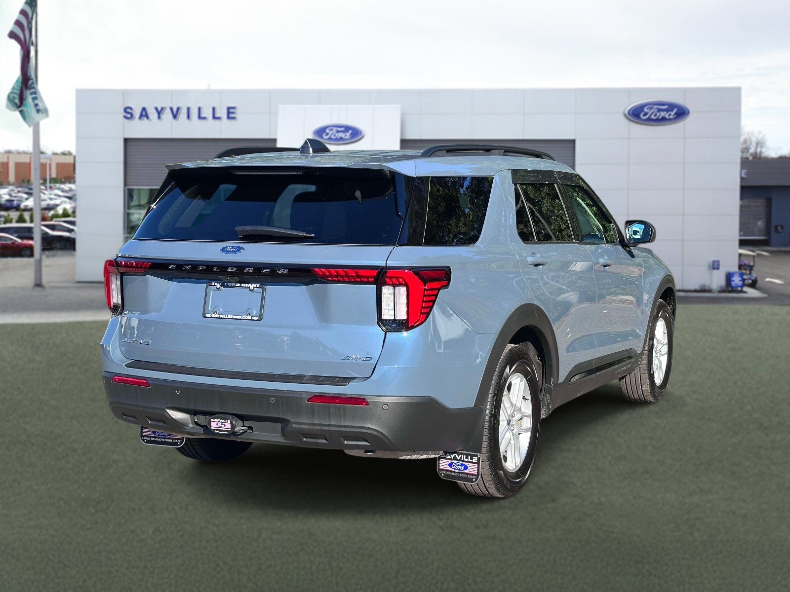 Used 2026 Ford Explorer Active AWD/4WD image 5