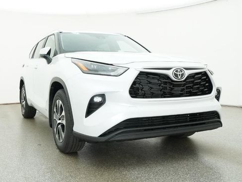 New 2026 Toyota Highlander XLE AWD/4WD image 43